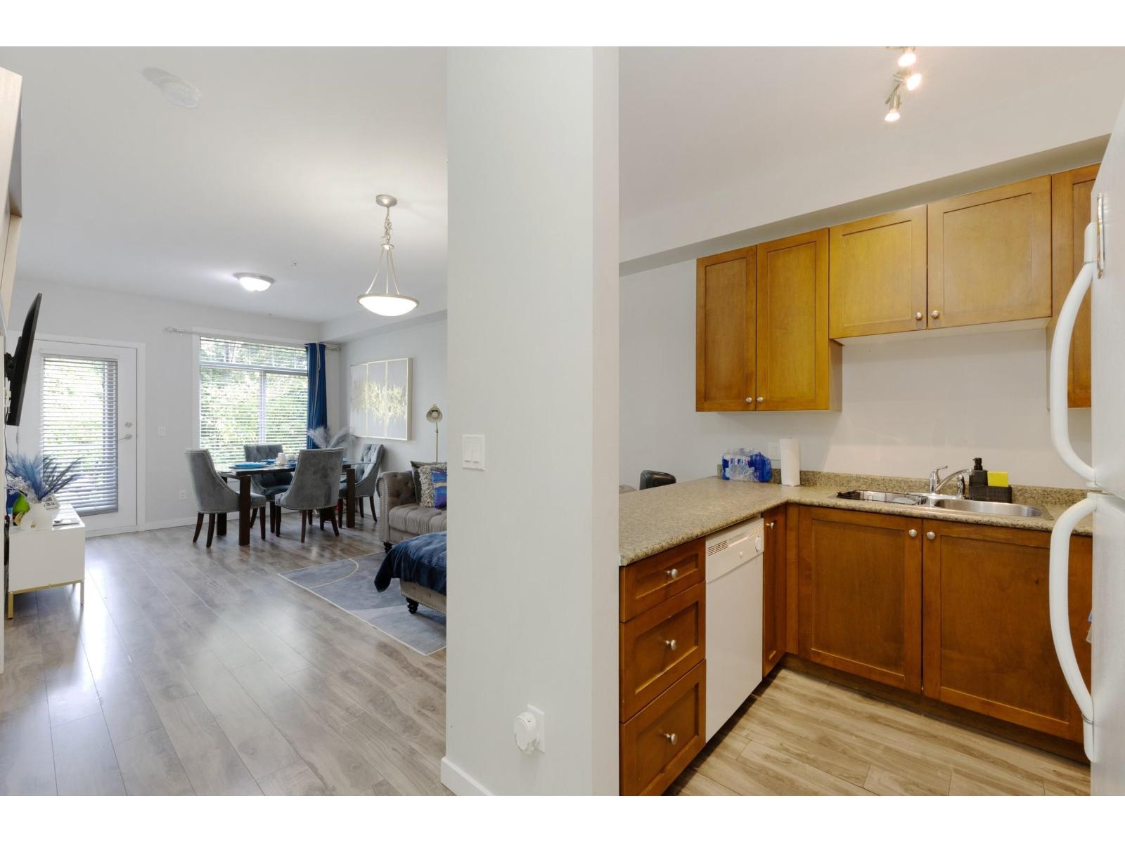 202 13277 108 Avenue, Surrey, British Columbia  V3T 0A9 - Photo 2 - R3164760