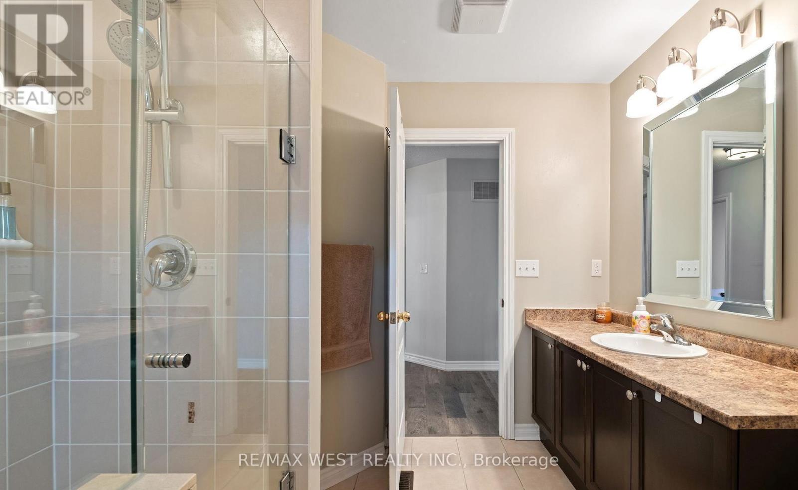 31 Buxton Lane, Clarington, Ontario  L1C 0J9 - Photo 30 - E13790634