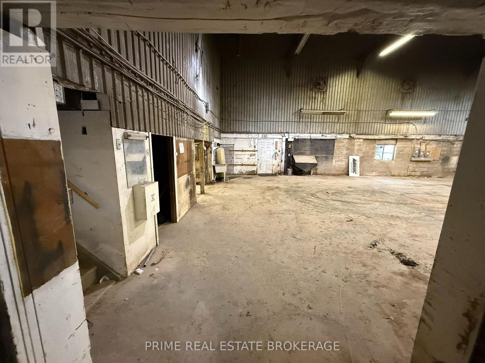 Unit 2, 2b - 1640 Fanshawe Park Road E, London North, Ontario  N5X 4A3 - Photo 12 - X13792930