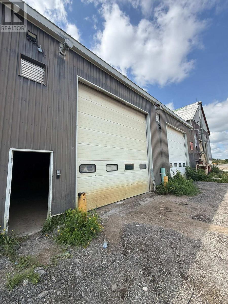 Unit 2, 2b - 1640 Fanshawe Park Road E, London North, Ontario  N5X 4A3 - Photo 5 - X13792930