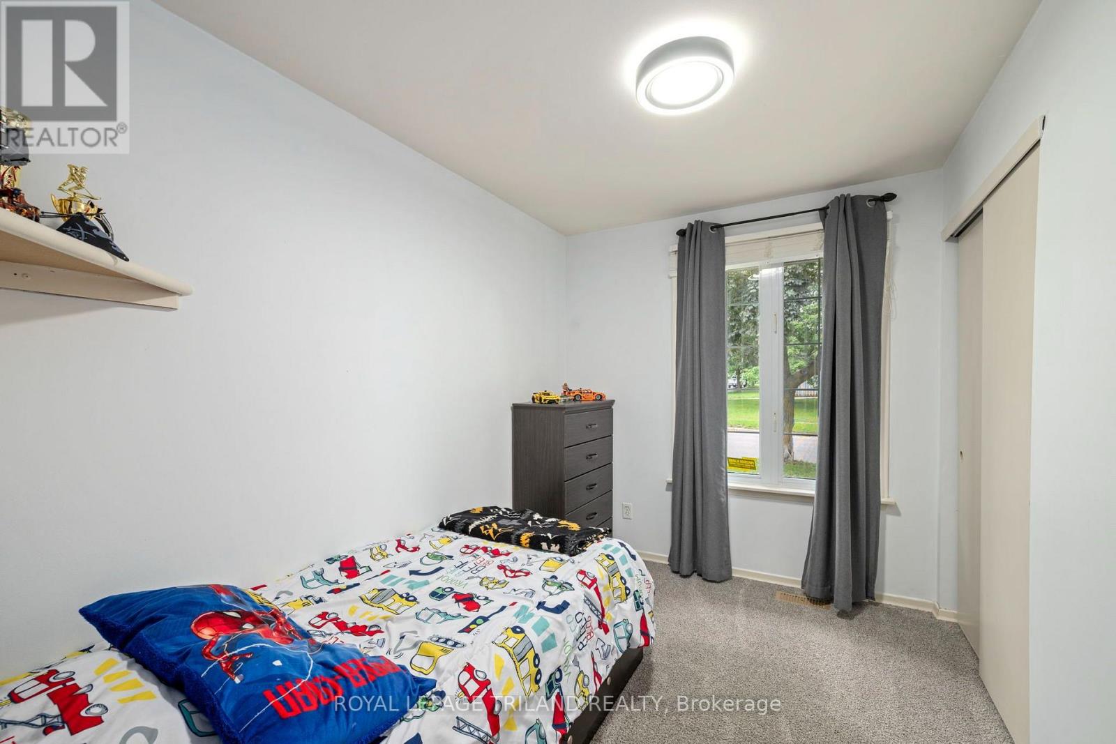 1611 Trossacks Avenue, London North, Ontario  N5X 2G3 - Photo 17 - X13793042