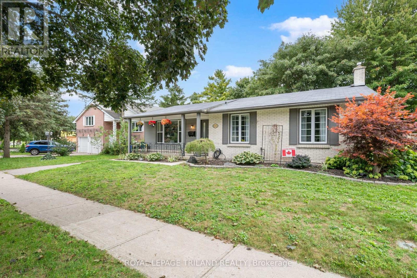 1611 Trossacks Avenue, London North, Ontario  N5X 2G3 - Photo 3 - X13793042
