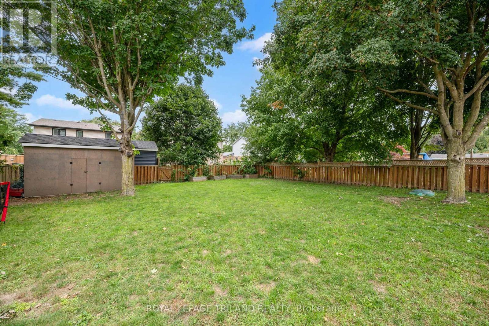 1611 Trossacks Avenue, London North, Ontario  N5X 2G3 - Photo 31 - X13793042