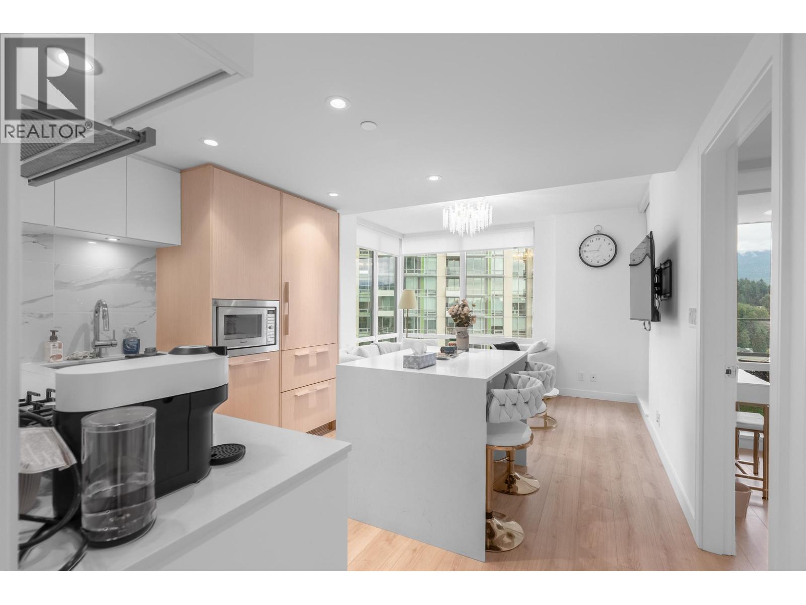 1902 1500 Fern Street, North Vancouver, British Columbia  V7J 0E6 - Photo 6 - R3166035