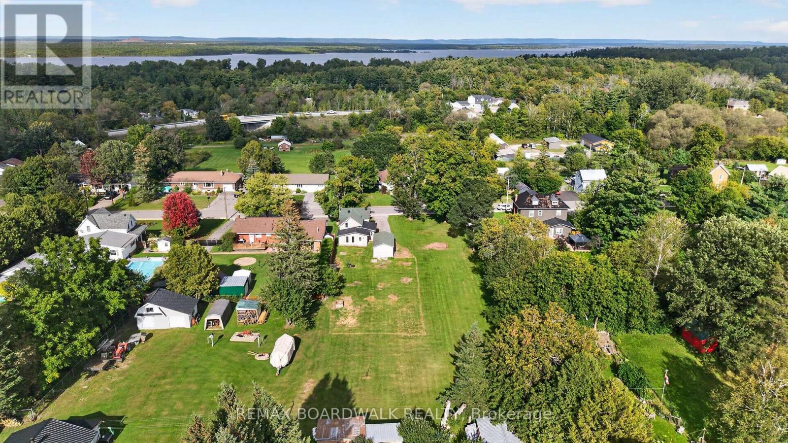 170 Poole Street, Mcnab/braeside, Ontario  K7S 1J2 - Photo 35 - X13792994