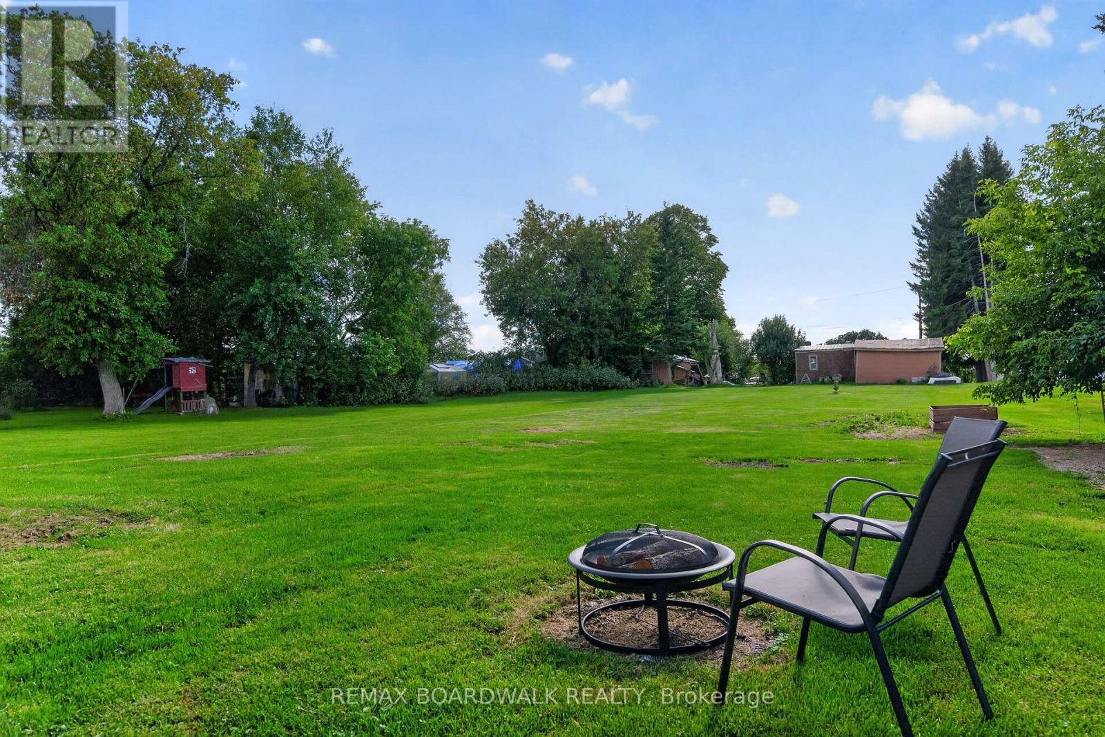 170 Poole Street, Mcnab/braeside, Ontario  K7S 1J2 - Photo 37 - X13792994