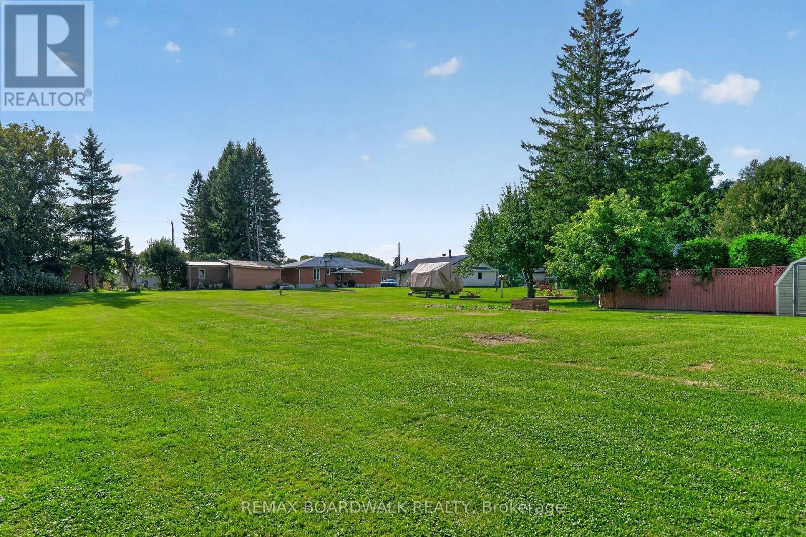 170 Poole Street, Mcnab/braeside, Ontario  K7S 1J2 - Photo 38 - X13792994