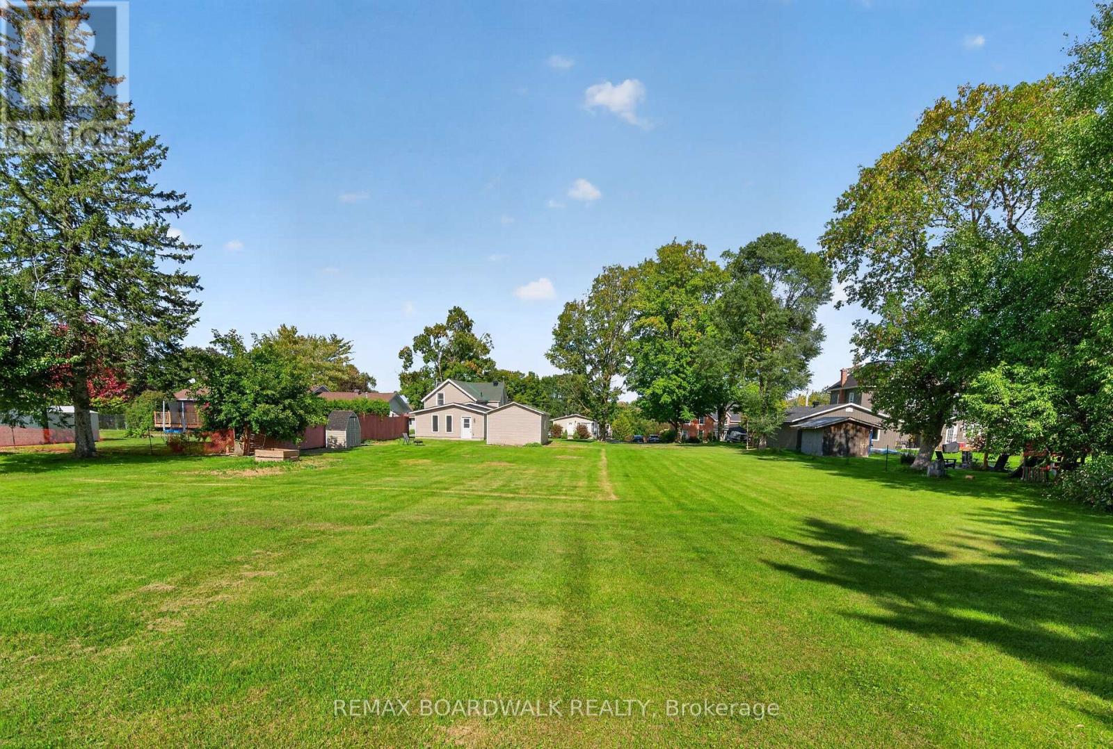 170 Poole Street, Mcnab/braeside, Ontario  K7S 1J2 - Photo 39 - X13792994