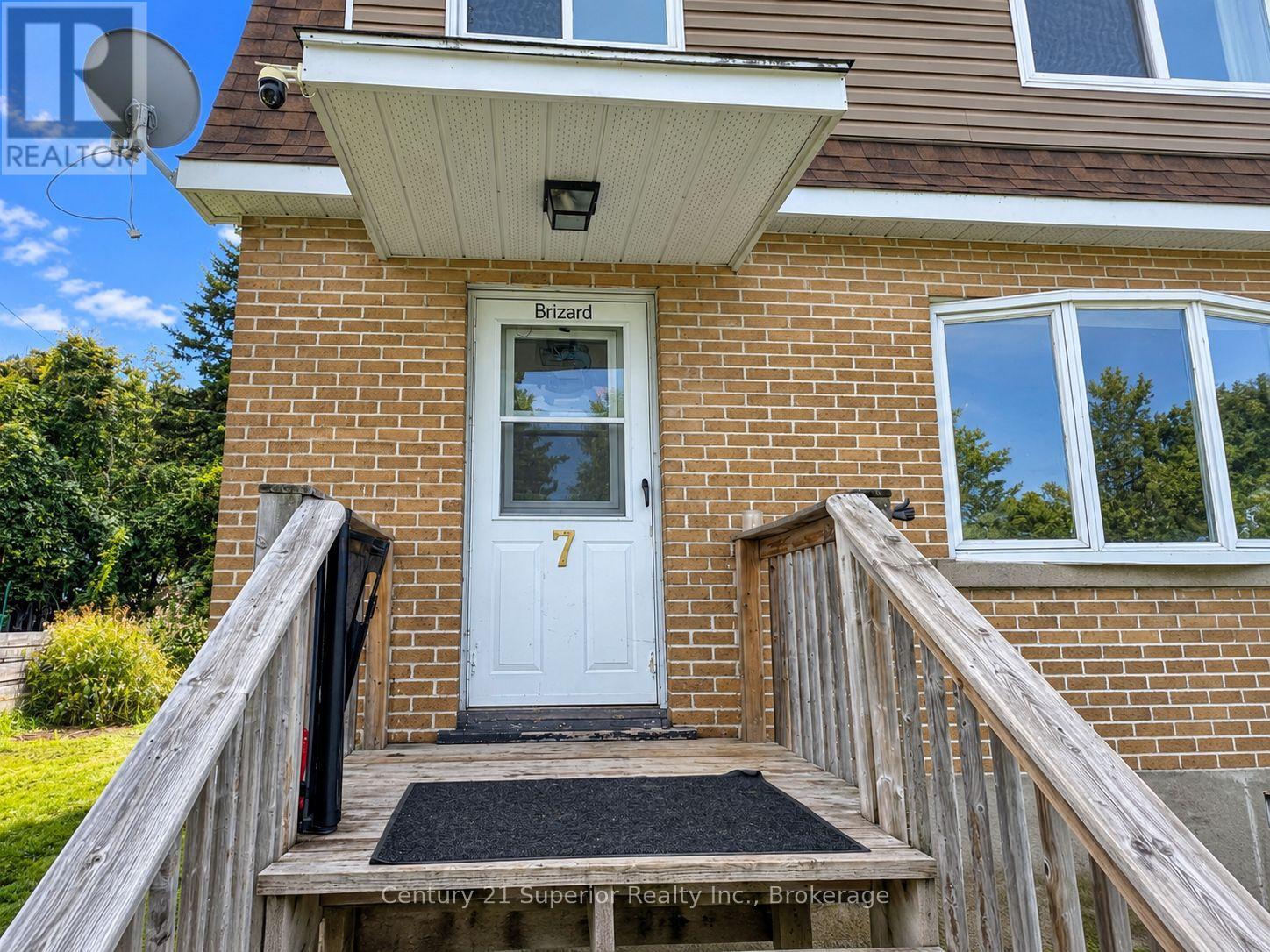 7 Rouse Street, Red Rock, Ontario  P0T 2P0 - Photo 3 - X13792878