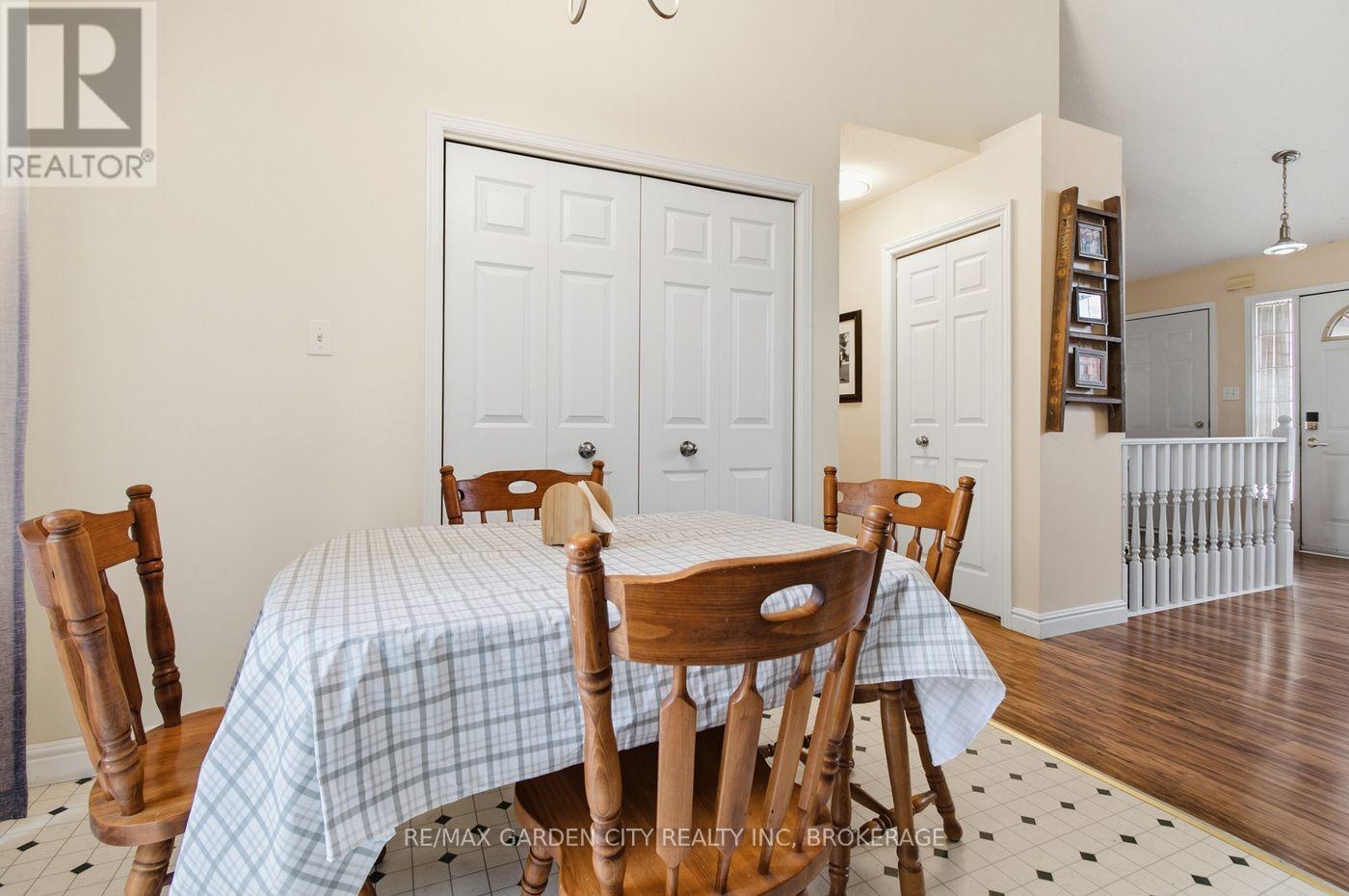 21 B Kelson Avenue N, Grimsby, Ontario  L3M 4C6 - Photo 10 - X13792982