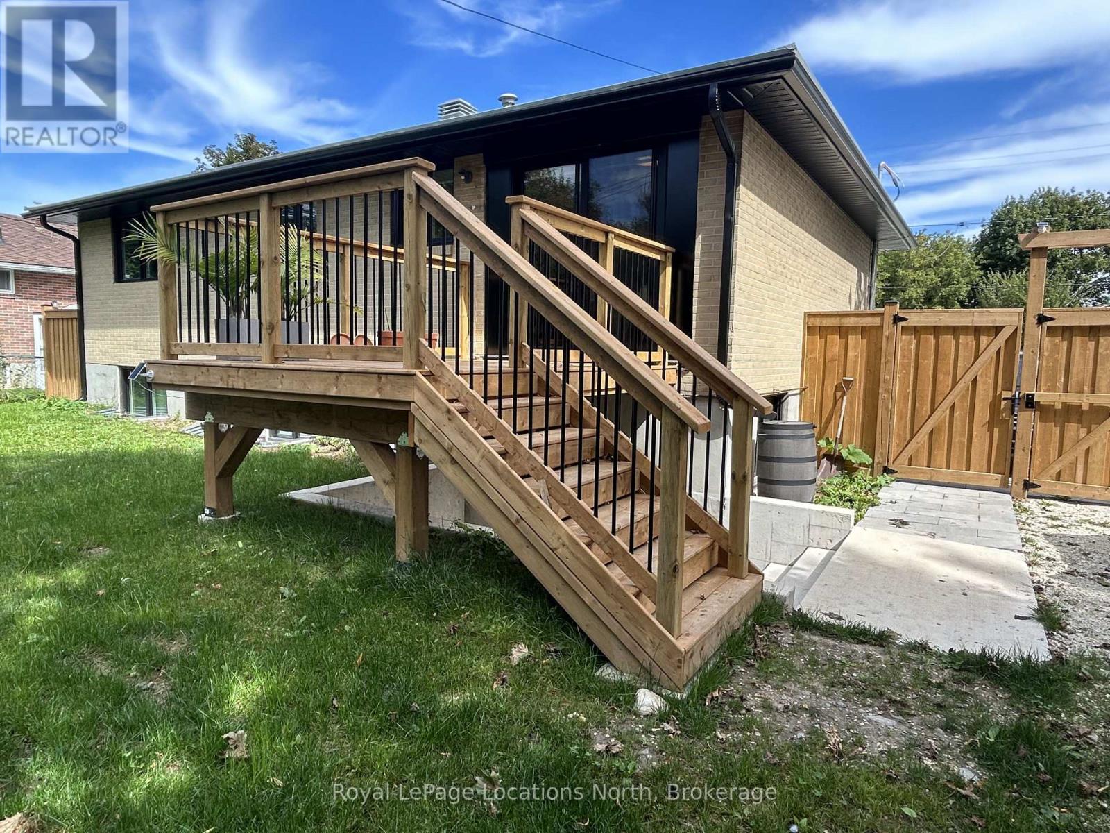 642 Oak Street, Collingwood, Ontario  L9Y 2Z8 - Photo 3 - S13791386