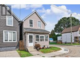41 FRANCIS STREET, Hamilton, Ontario