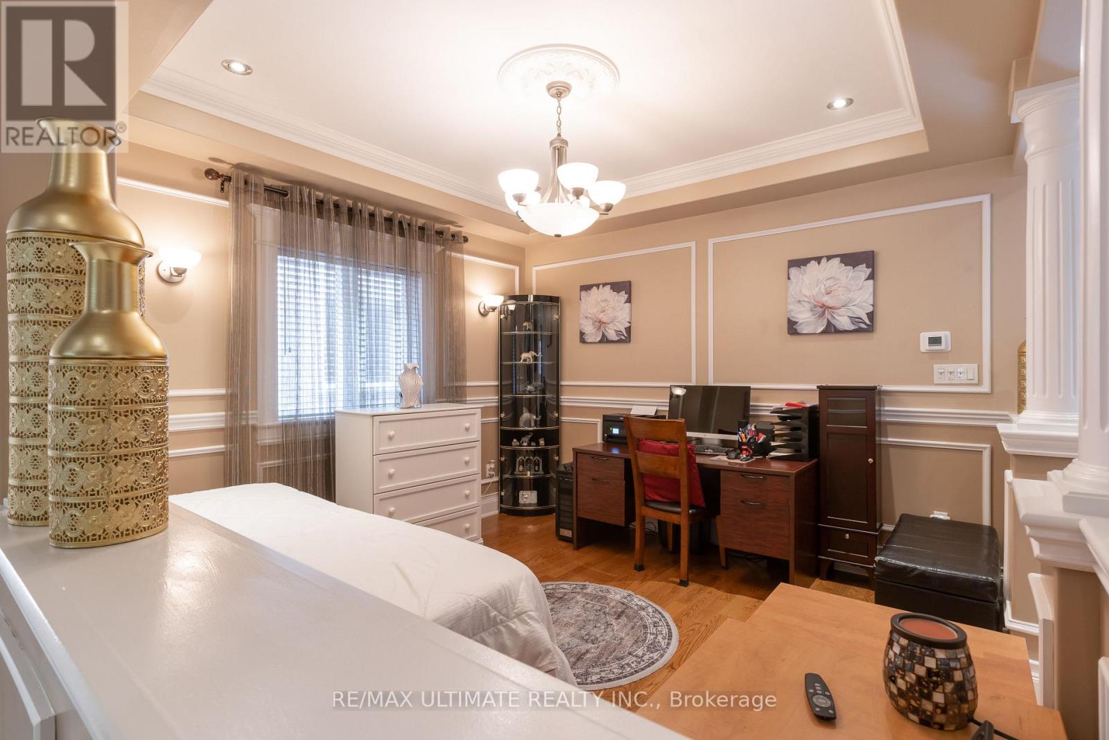 15 Ozoner Crescent, Vaughan, Ontario  L4H 0E2 - Photo 9 - N13792672