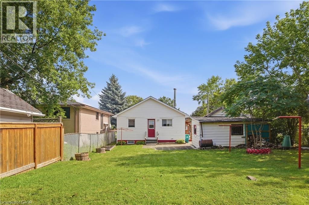 423 Lawrence Avenue, Kitchener, Ontario  N2M 1Y7 - Photo 41 - 40864129