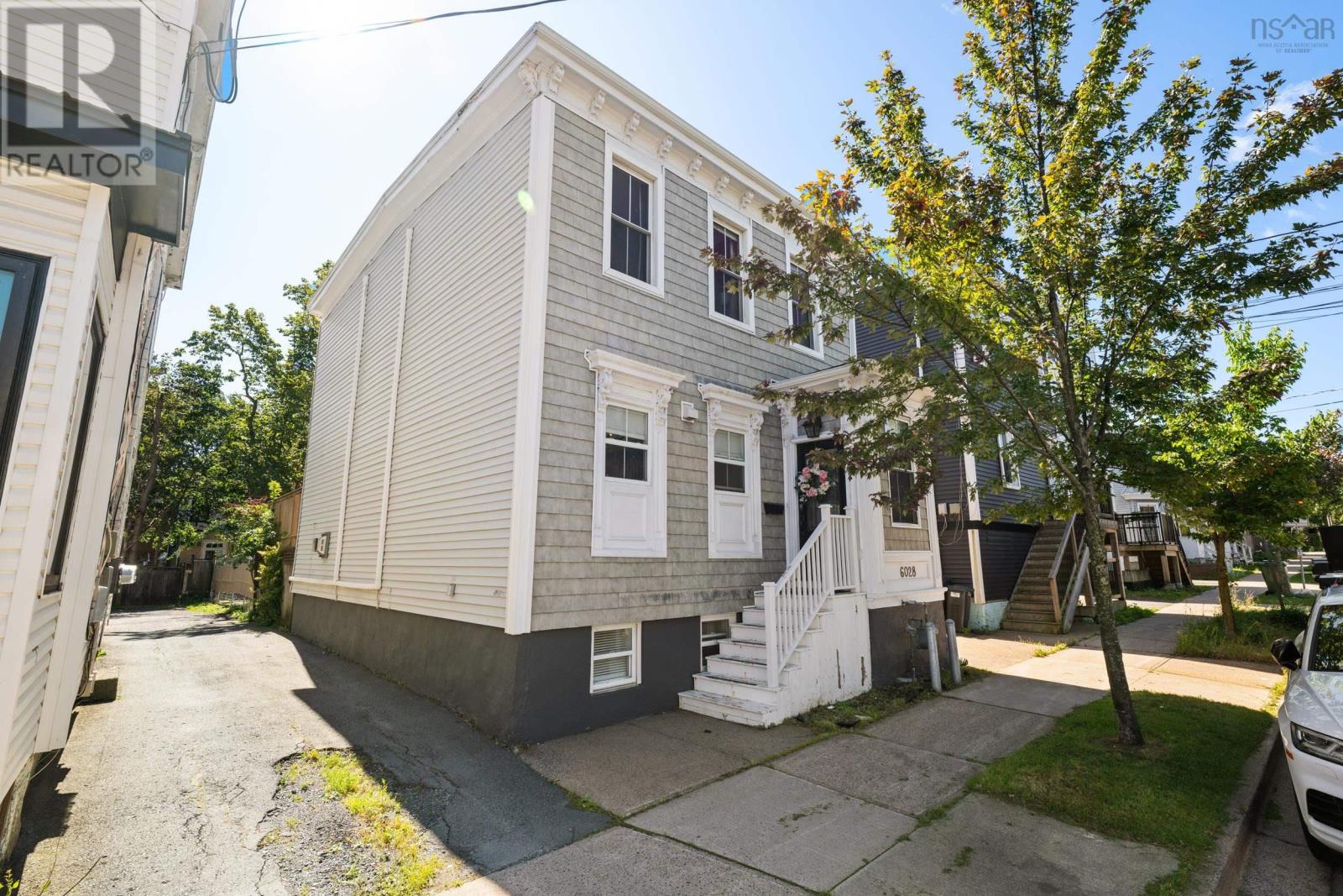 6028/6030 Cunard Street, Halifax, Nova Scotia  B3K 1E5 - Photo 2 - 202623521