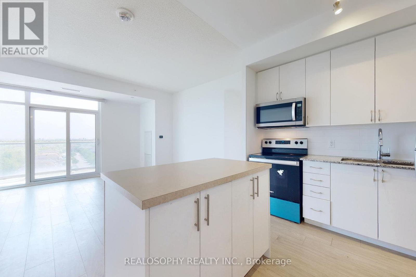 909 - 3220 Sheppard Avenue E, Toronto, Ontario  M1T 0B7 - Photo 3 - E13792884