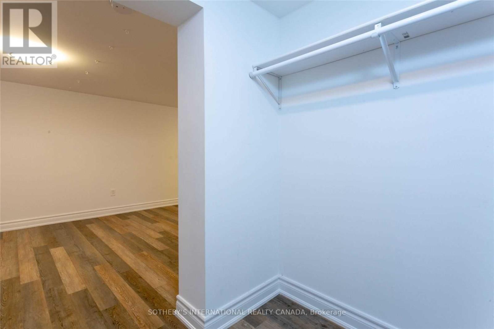 56 Courton Drive, Toronto, Ontario  M1R 1K8 - Photo 2 - E13792892