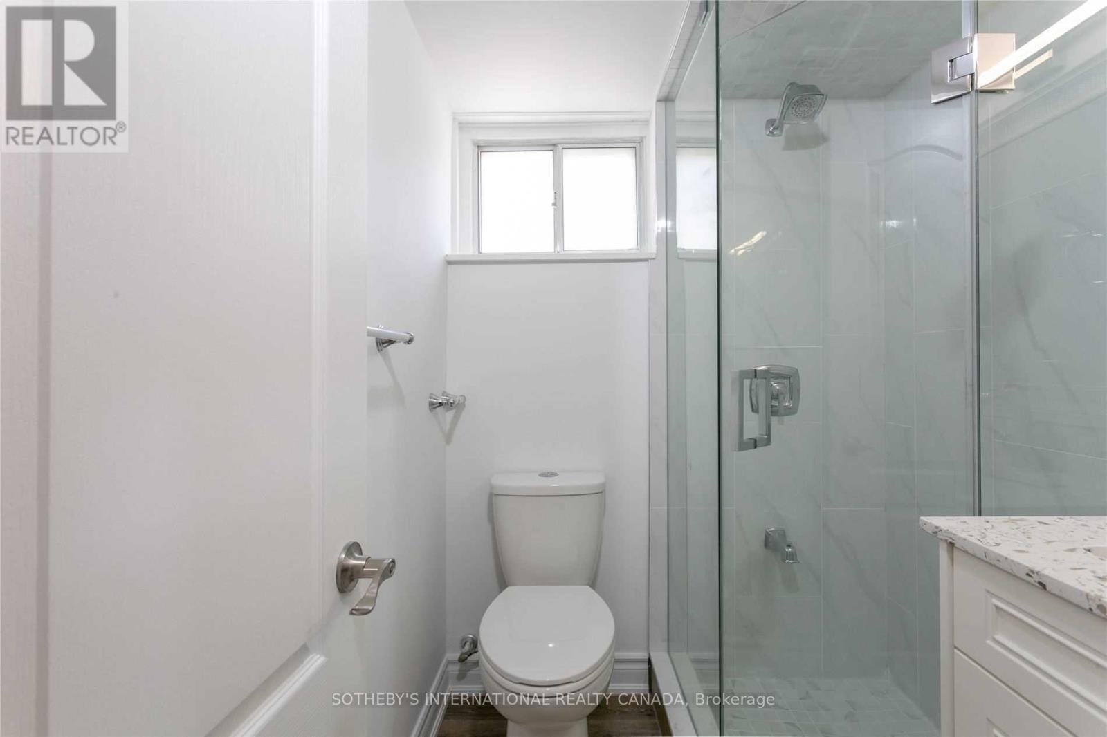 56 Courton Drive, Toronto, Ontario  M1R 1K8 - Photo 8 - E13792892