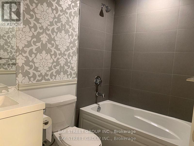 2520 - 2545 Simcoe Street N, Oshawa, Ontario  L1L 0W3 - Photo 8 - E13792906