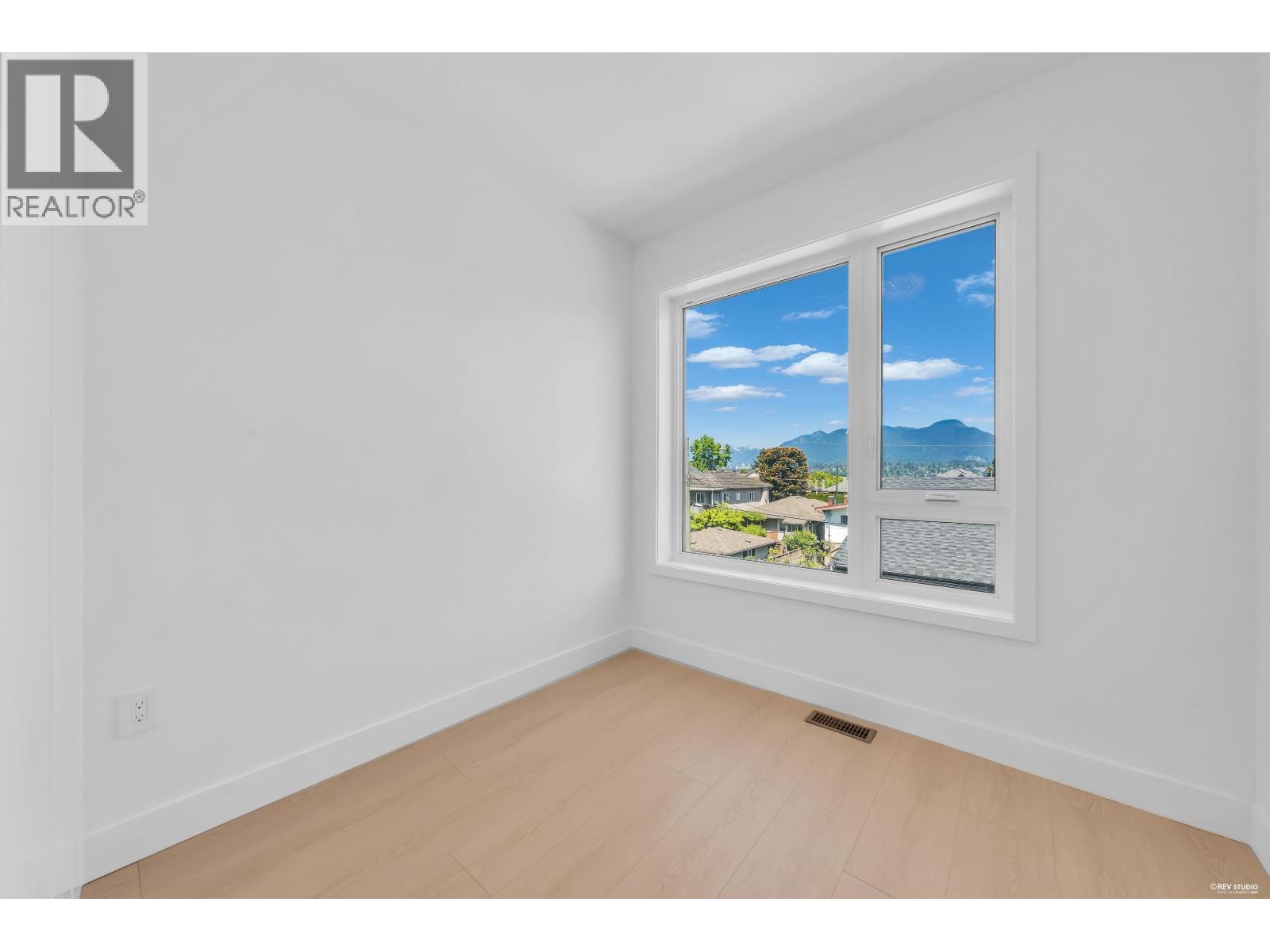 3 2893 Eton Street, Vancouver, British Columbia  V5K 1K4 - Photo 12 - R3165872