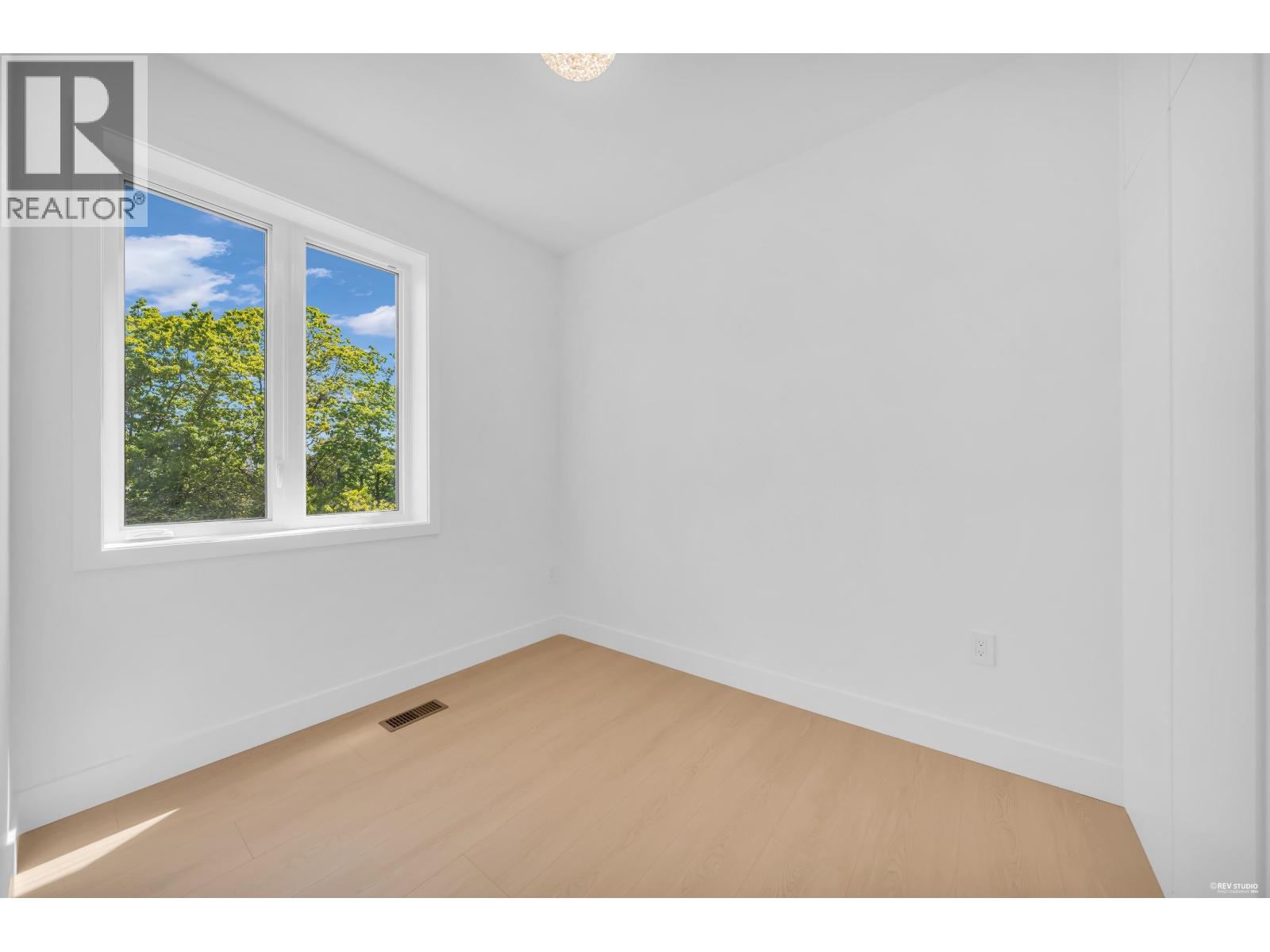 3 2893 Eton Street, Vancouver, British Columbia  V5K 1K4 - Photo 8 - R3165872