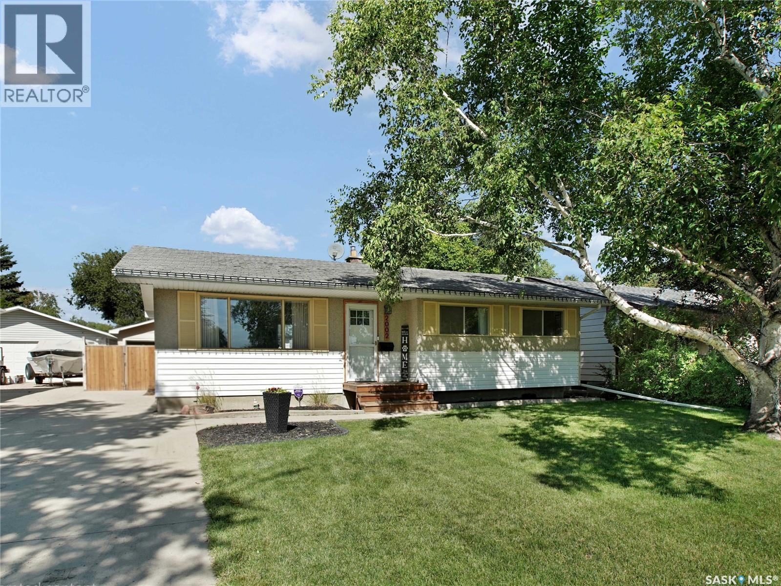 2002 Richardson Road, Saskatoon, Saskatchewan  S7L 4B7 - Photo 1 - SK048613