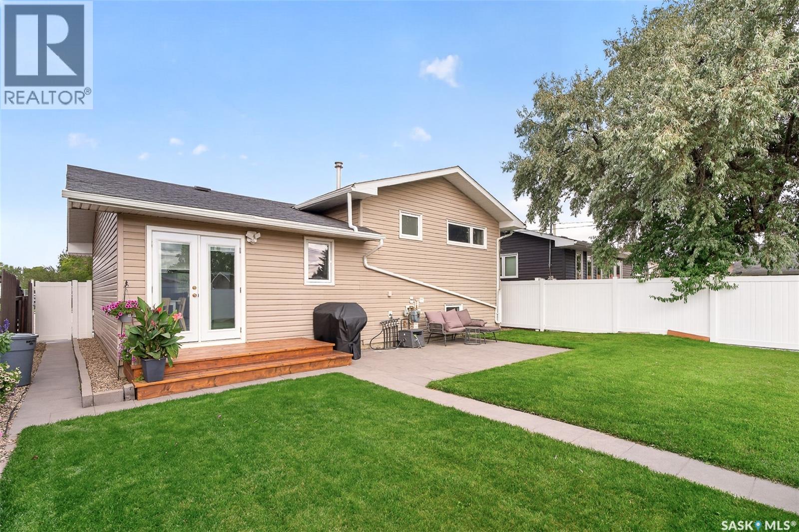 1515 Caribou Street W, Moose Jaw, Saskatchewan  S6H 7N5 - Photo 53 - SK048570