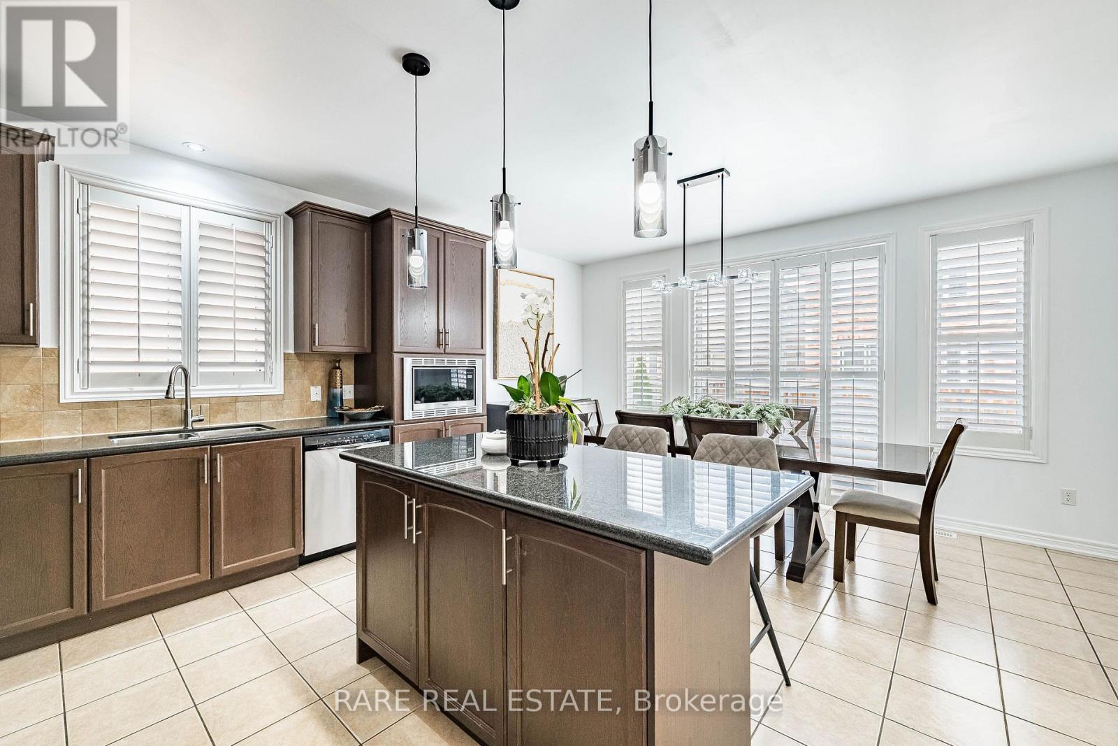 86 Vanderpool Crescent, Brampton, Ontario  L6P 3W7 - Photo 9 - W13792880