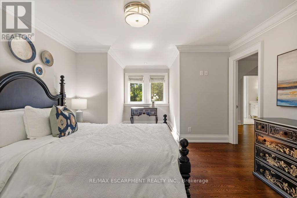 4038 Lakeshore Road, Burlington, Ontario  L7L 1A1 - Photo 44 - W13792896