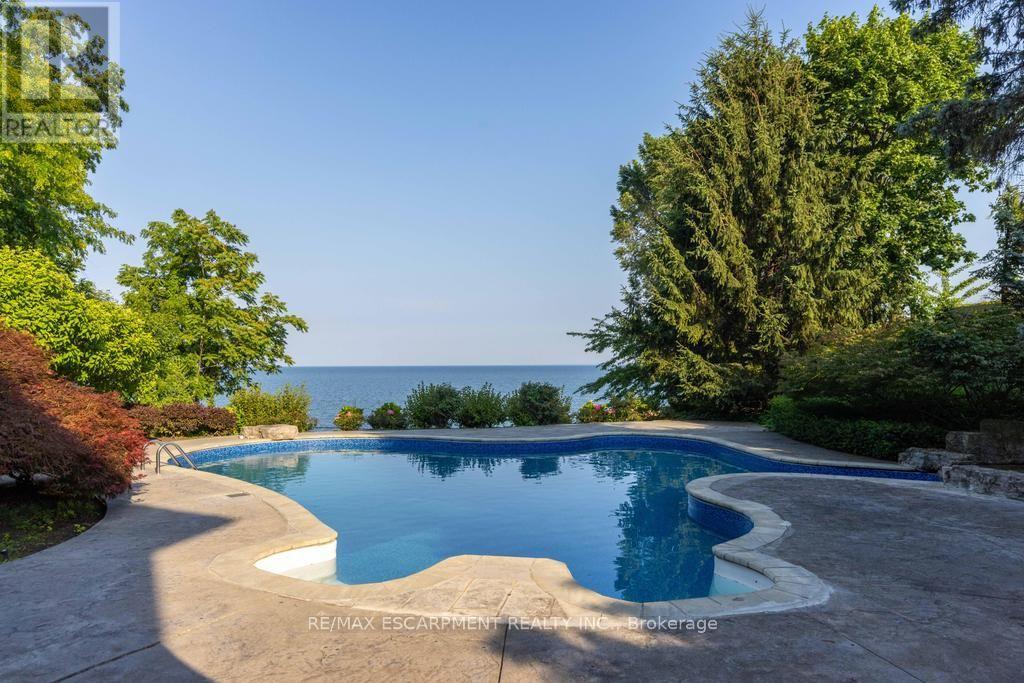 4038 Lakeshore Road, Burlington, Ontario  L7L 1A1 - Photo 8 - W13792896