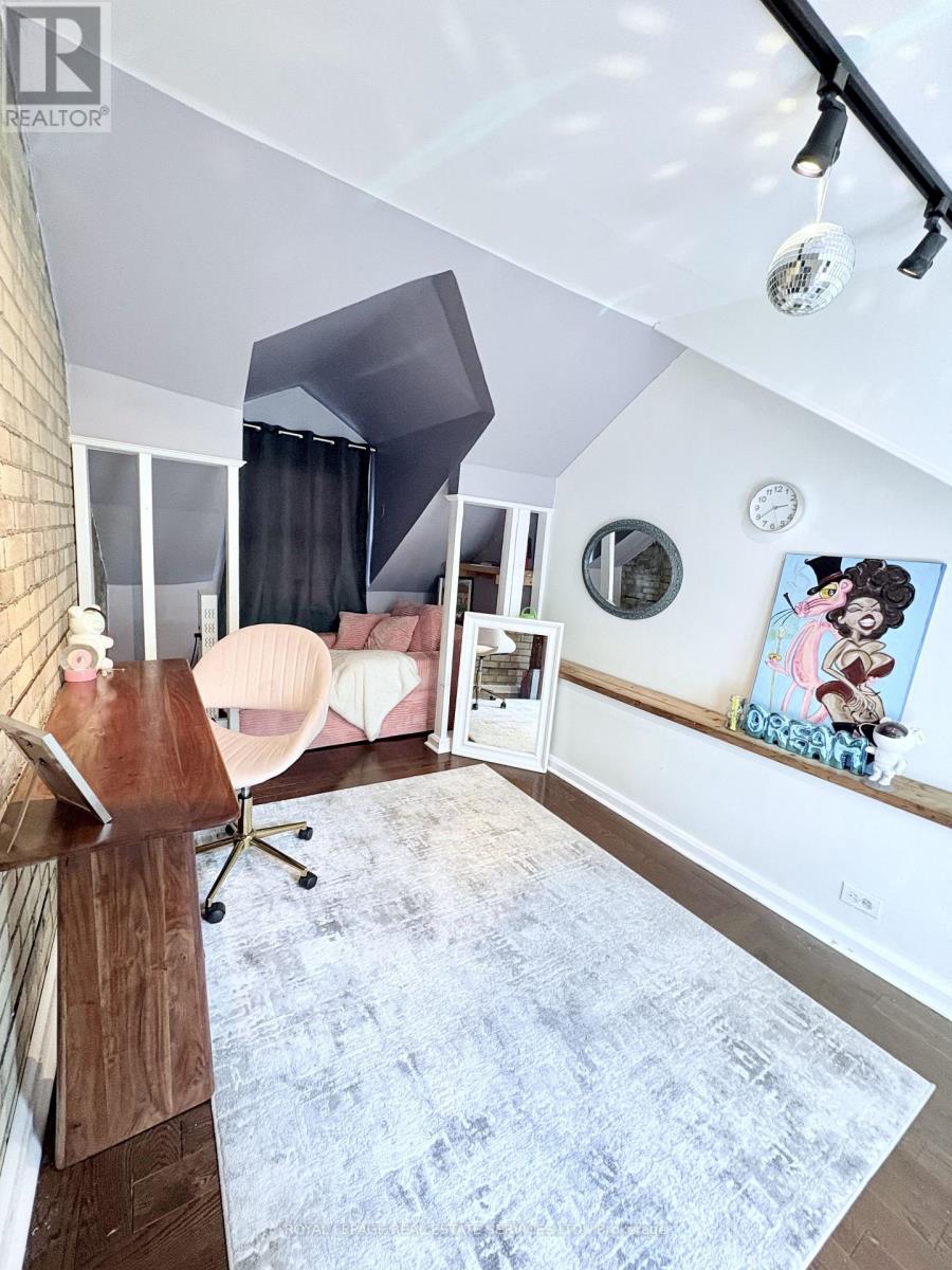 761 Kingston Road, Toronto, Ontario  M4E 1R9 - Photo 23 - E13744166