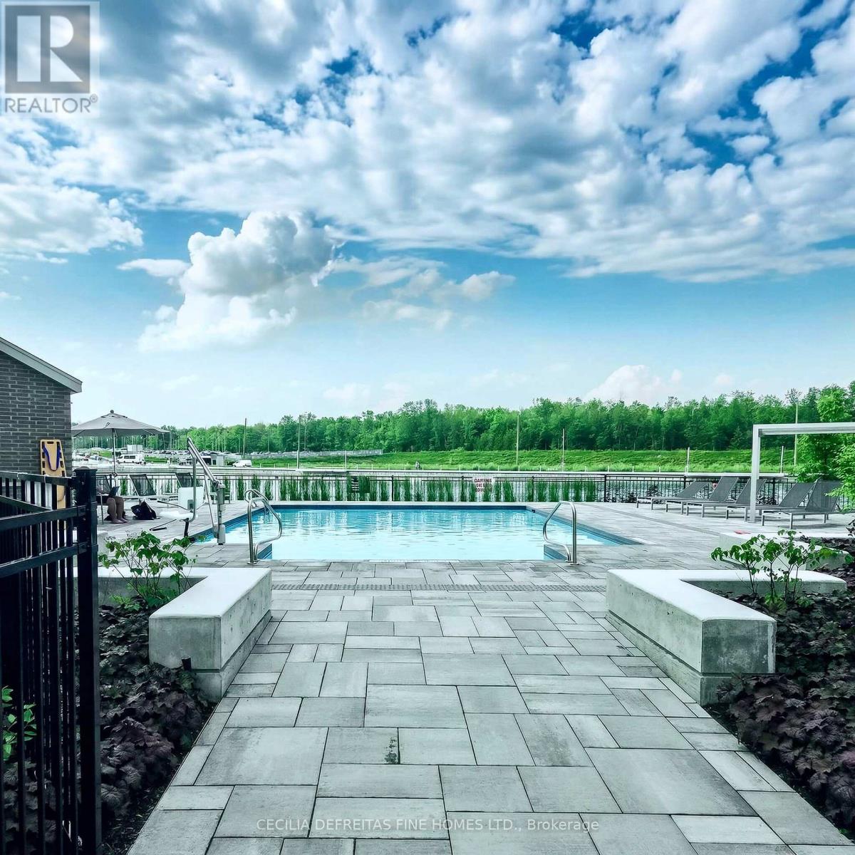 3793 Mangusta Court, Innisfil, Ontario  L9S 0L5 - Photo 9 - N12992958