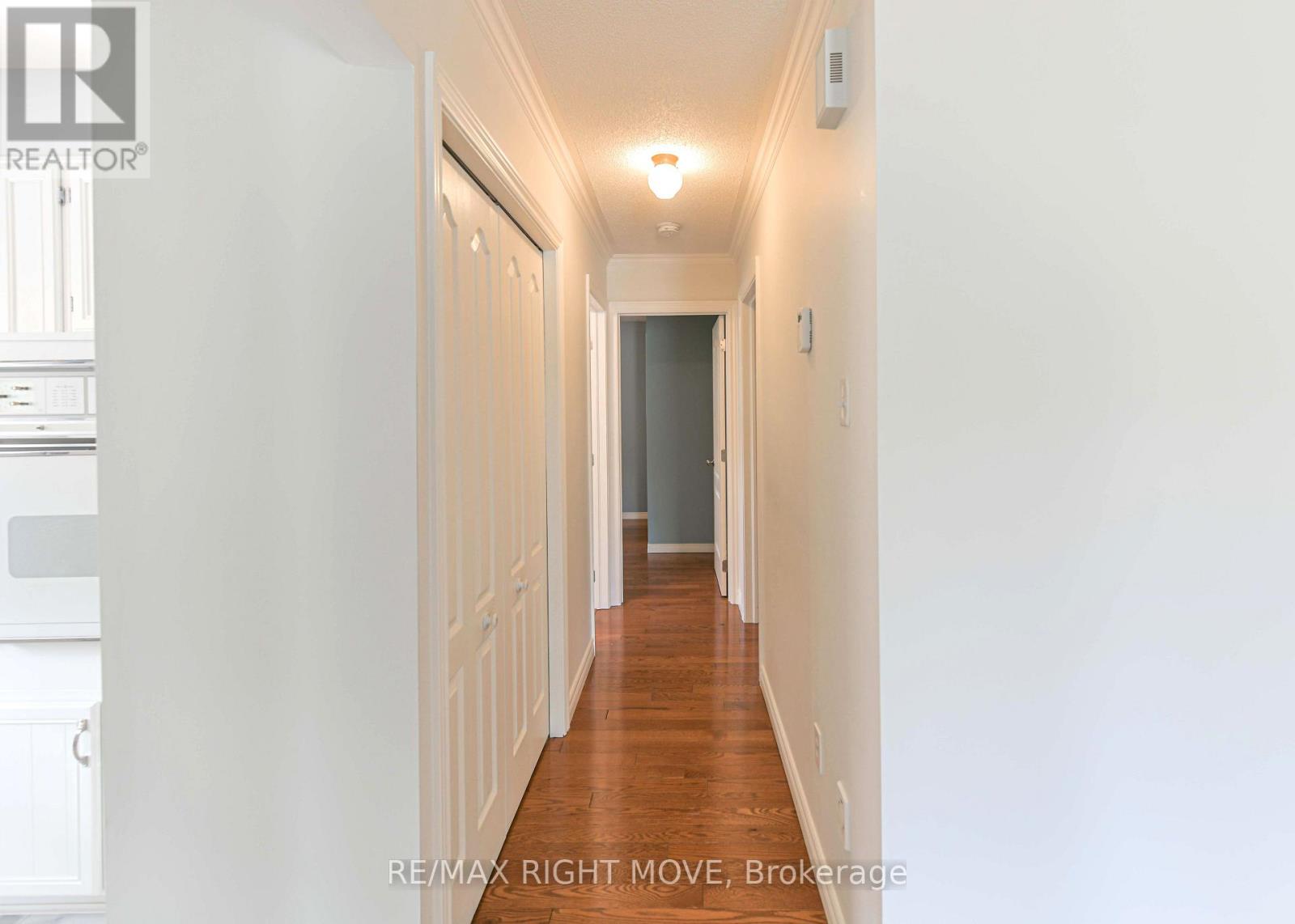 4 Fitton Heights, Orillia, Ontario  L3V 4M7 - Photo 16 - S13789528