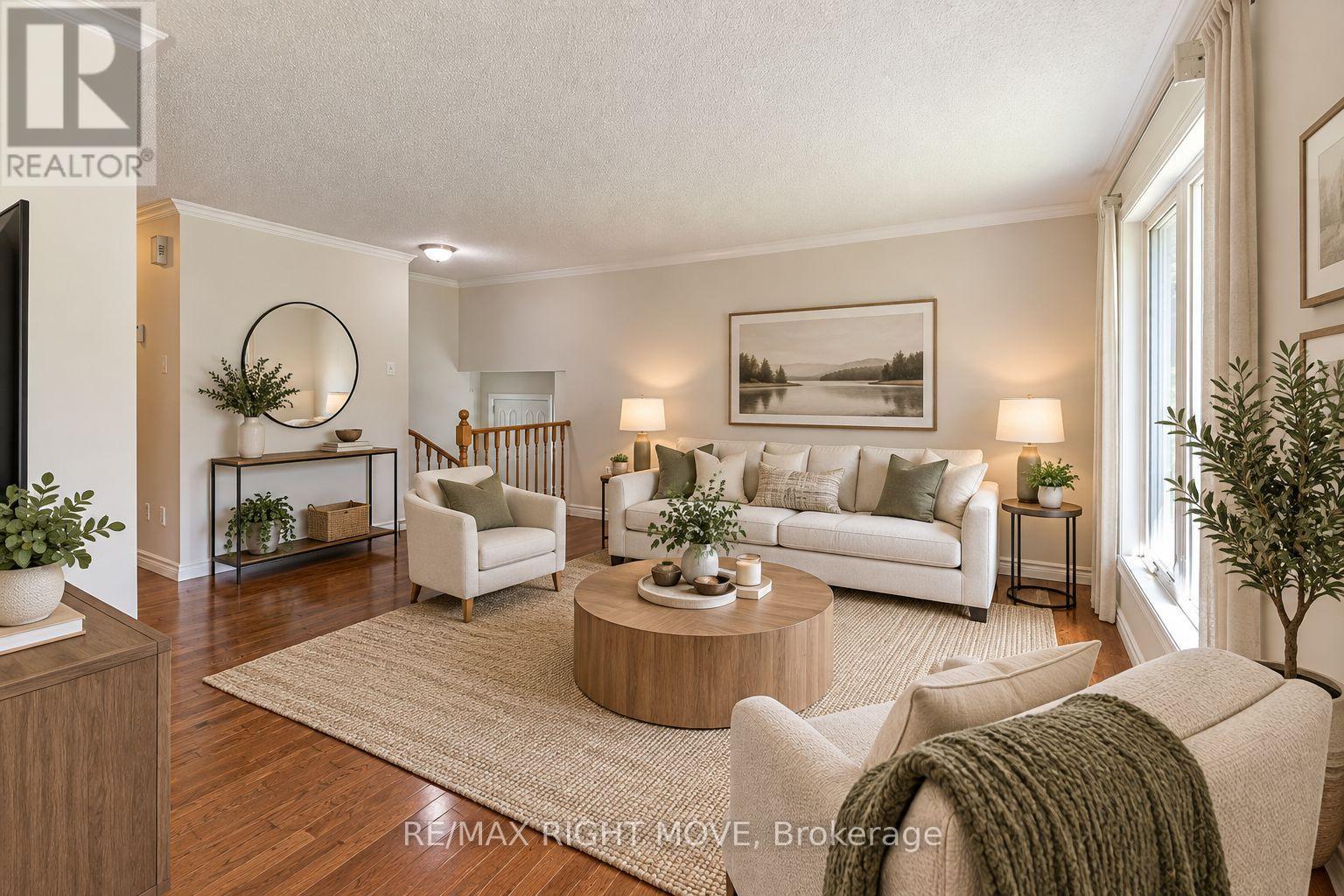 4 Fitton Heights, Orillia, Ontario  L3V 4M7 - Photo 11 - S13789528