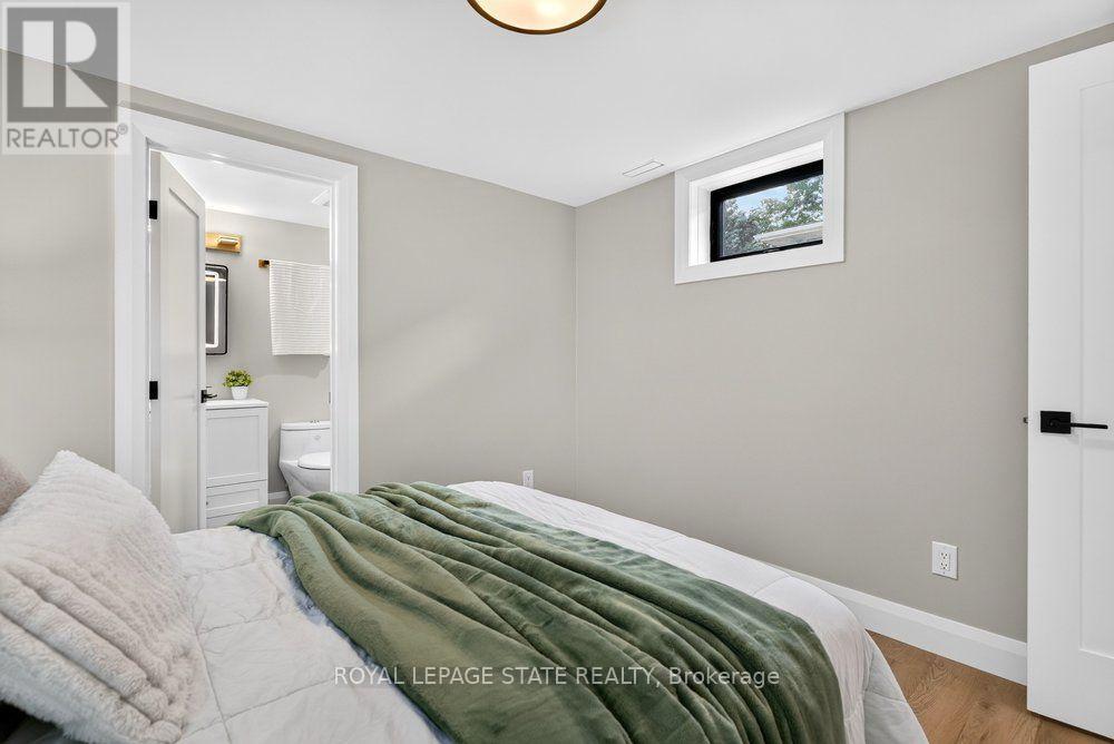 90 Lakeside Drive, Grimsby, Ontario  L3M 2L5 - Photo 37 - X13792794