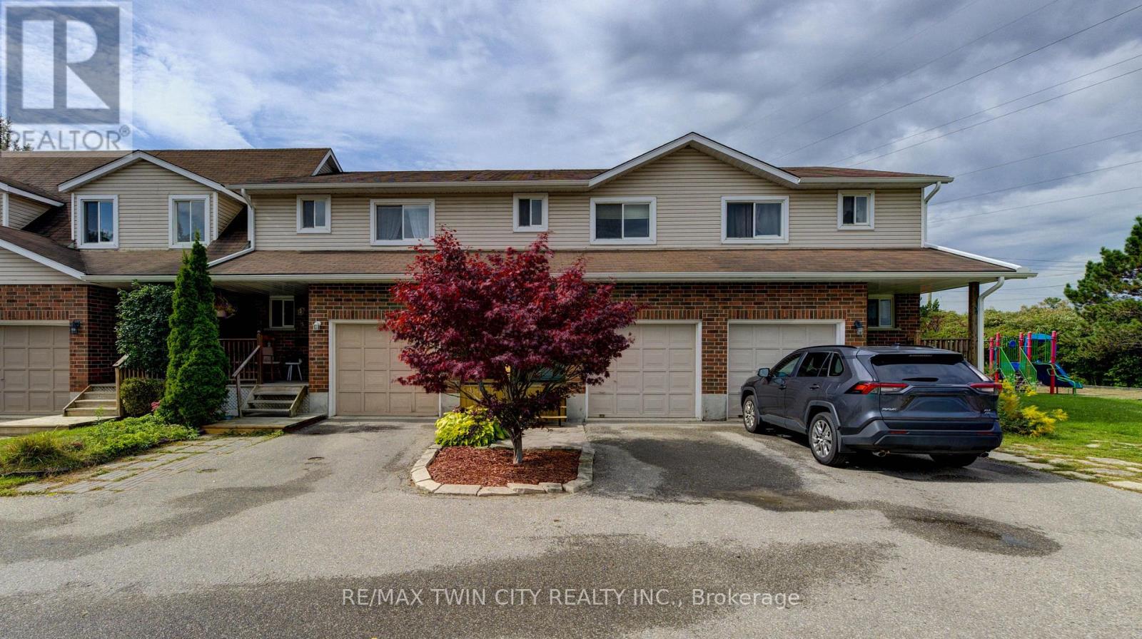 4 - 360 Cornridge Place, Waterloo, Ontario  N2T 2N9 - Photo 2 - X13792840