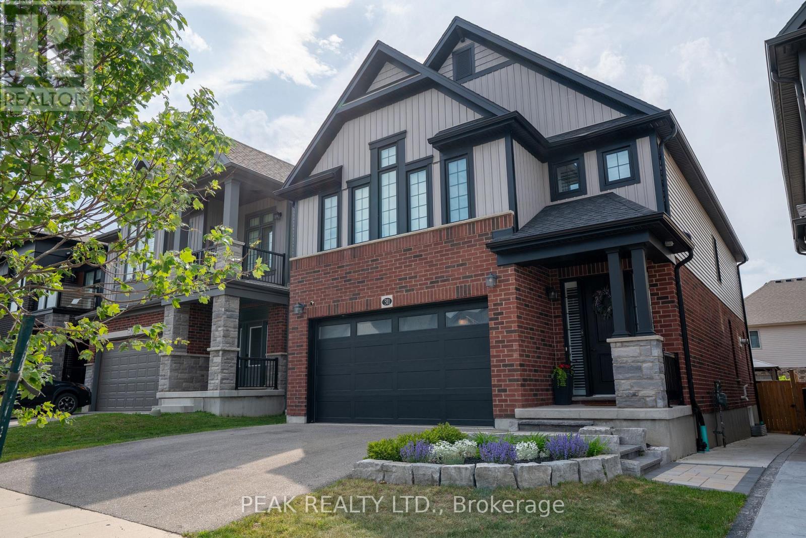 311 Chokecherry Crescent, Waterloo, Ontario  N2V 0H1 - Photo 2 - X13792882