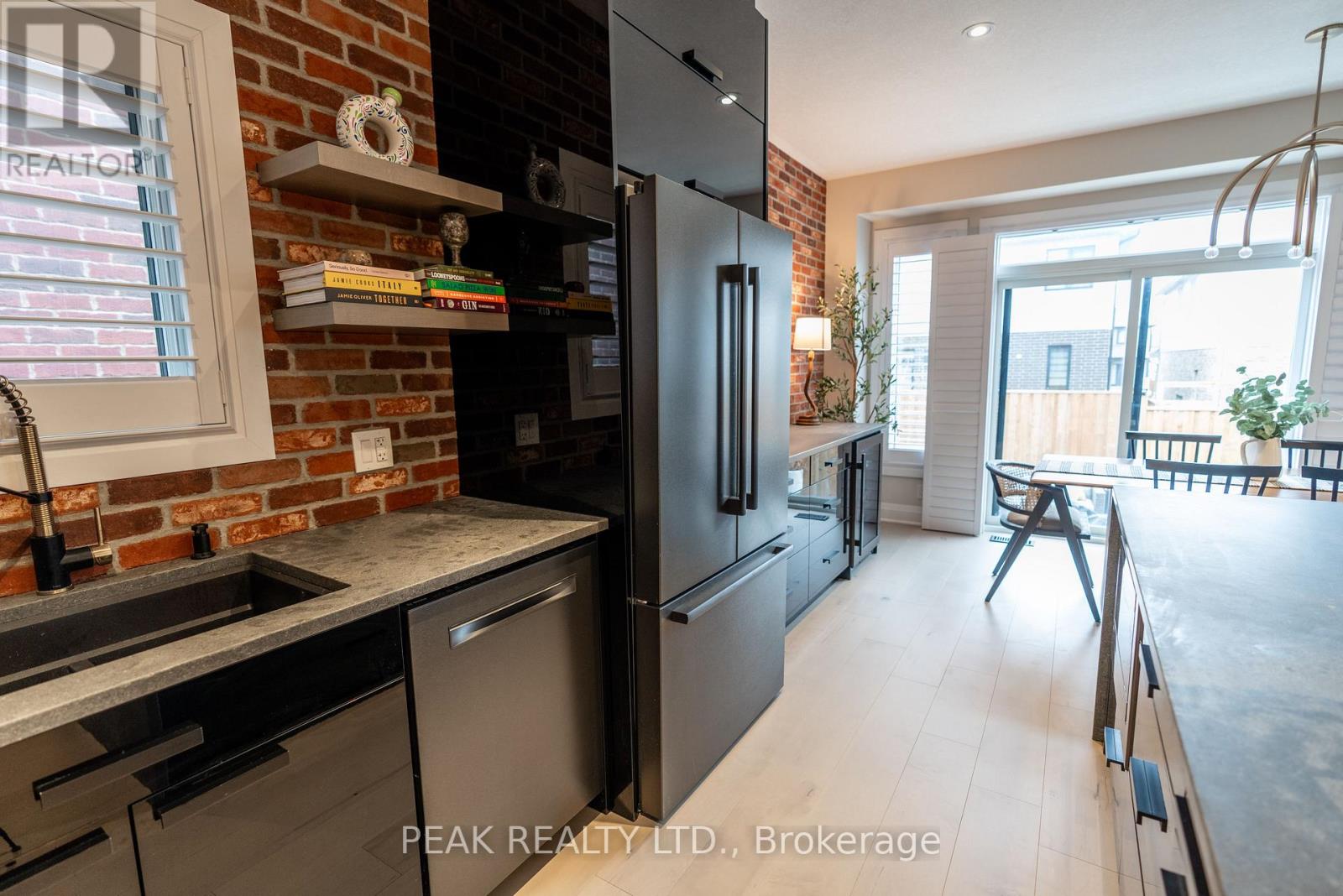 311 Chokecherry Crescent, Waterloo, Ontario  N2V 0H1 - Photo 9 - X13792882