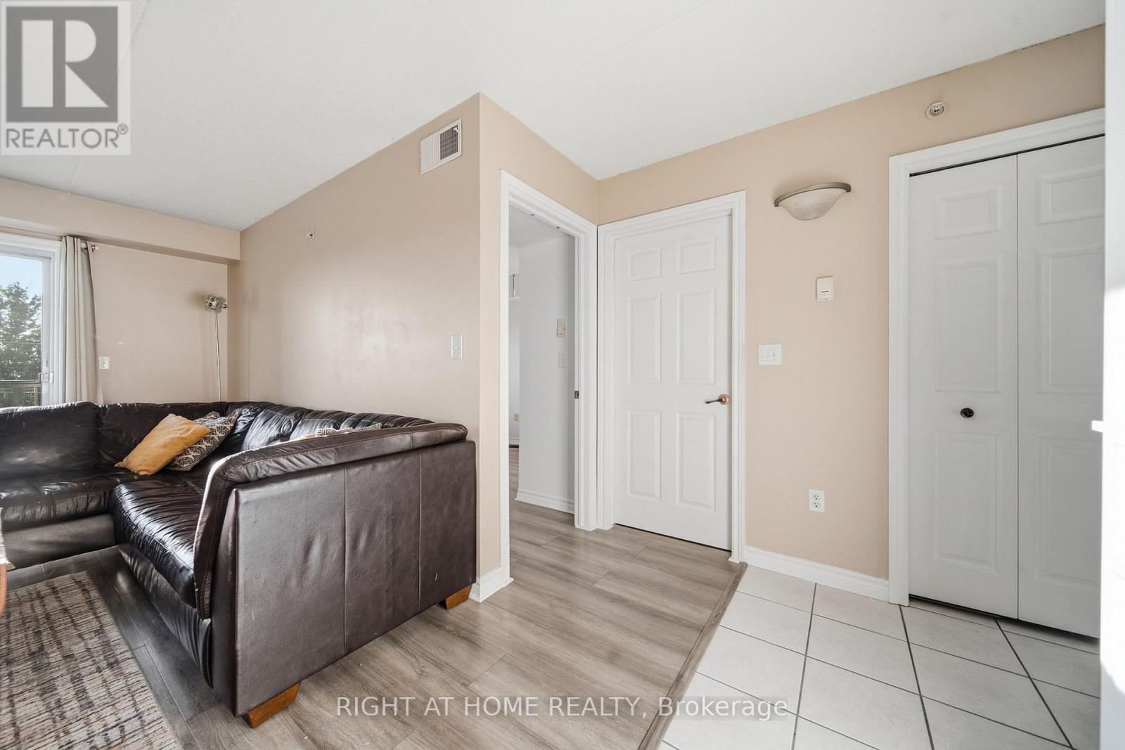 305 - 415 Grange Road, Guelph, Ontario  N1E 0C4 - Photo 10 - X13792912