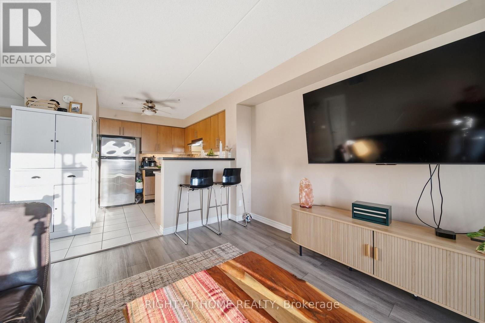 305 - 415 Grange Road, Guelph, Ontario  N1E 0C4 - Photo 8 - X13792912