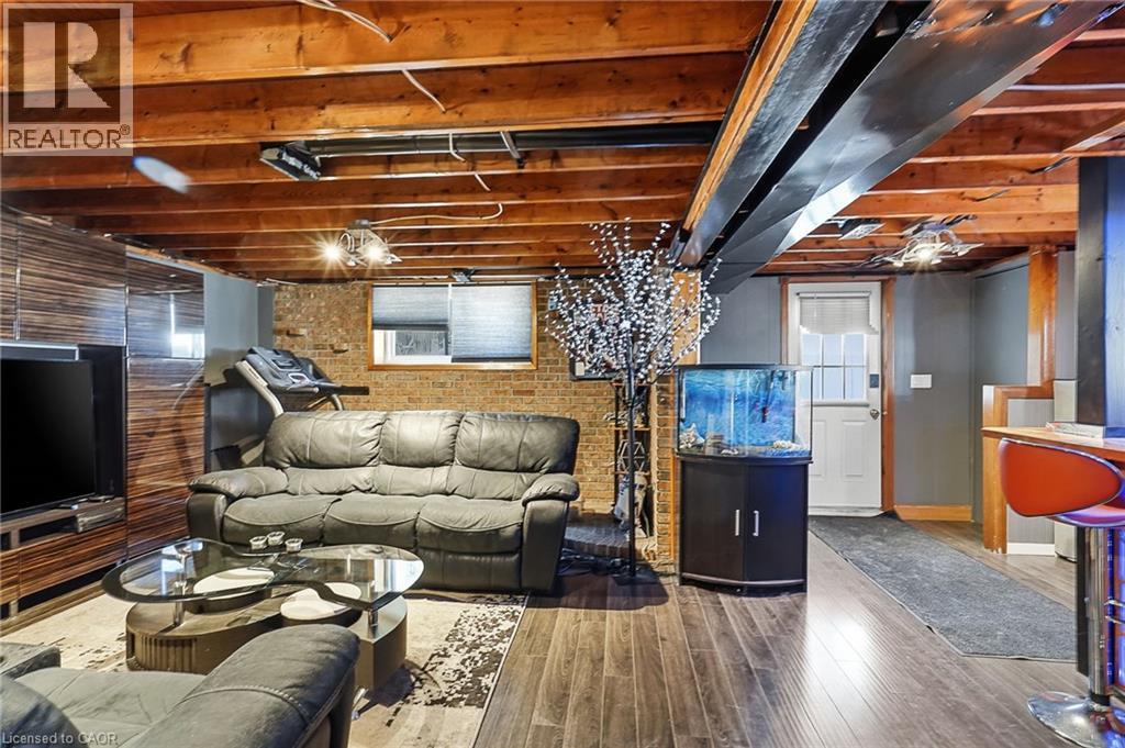 330 East 18th Street, Hamilton, Ontario  L9A 4P8 - Photo 20 - 40849312