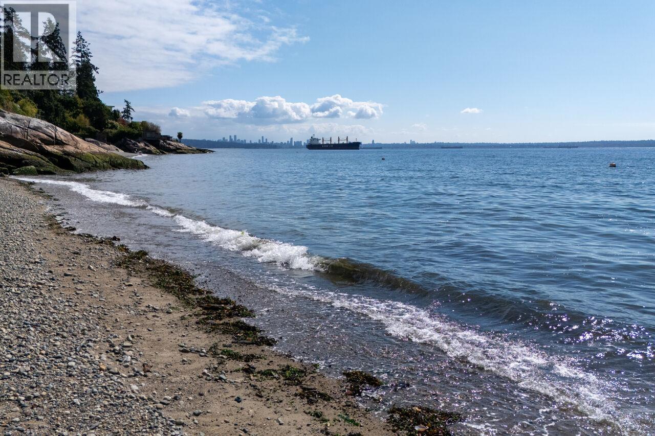 4052 Marine Drive, West Vancouver, British Columbia  V7V 1N6 - Photo 28 - R3166052