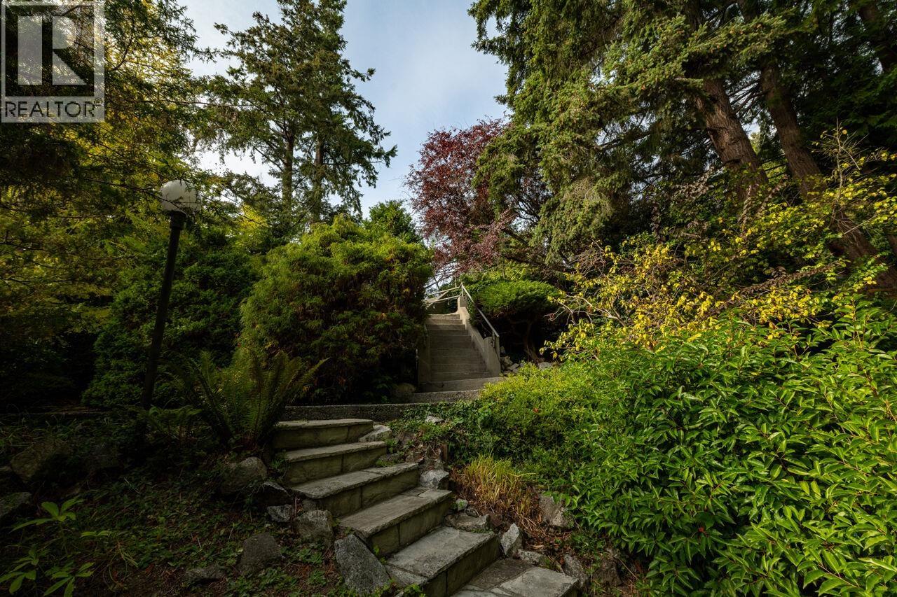 4052 Marine Drive, West Vancouver, British Columbia  V7V 1N6 - Photo 31 - R3166052