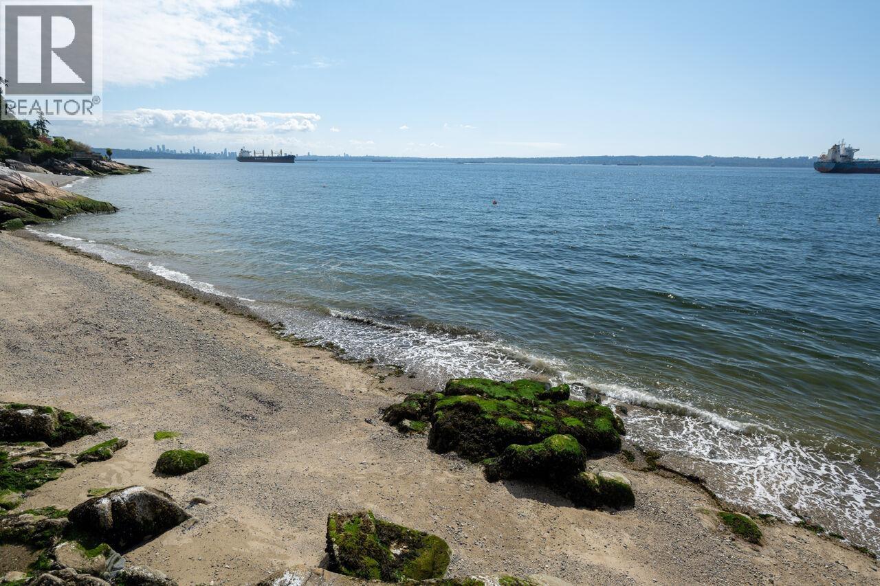 4052 Marine Drive, West Vancouver, British Columbia  V7V 1N6 - Photo 25 - R3166052