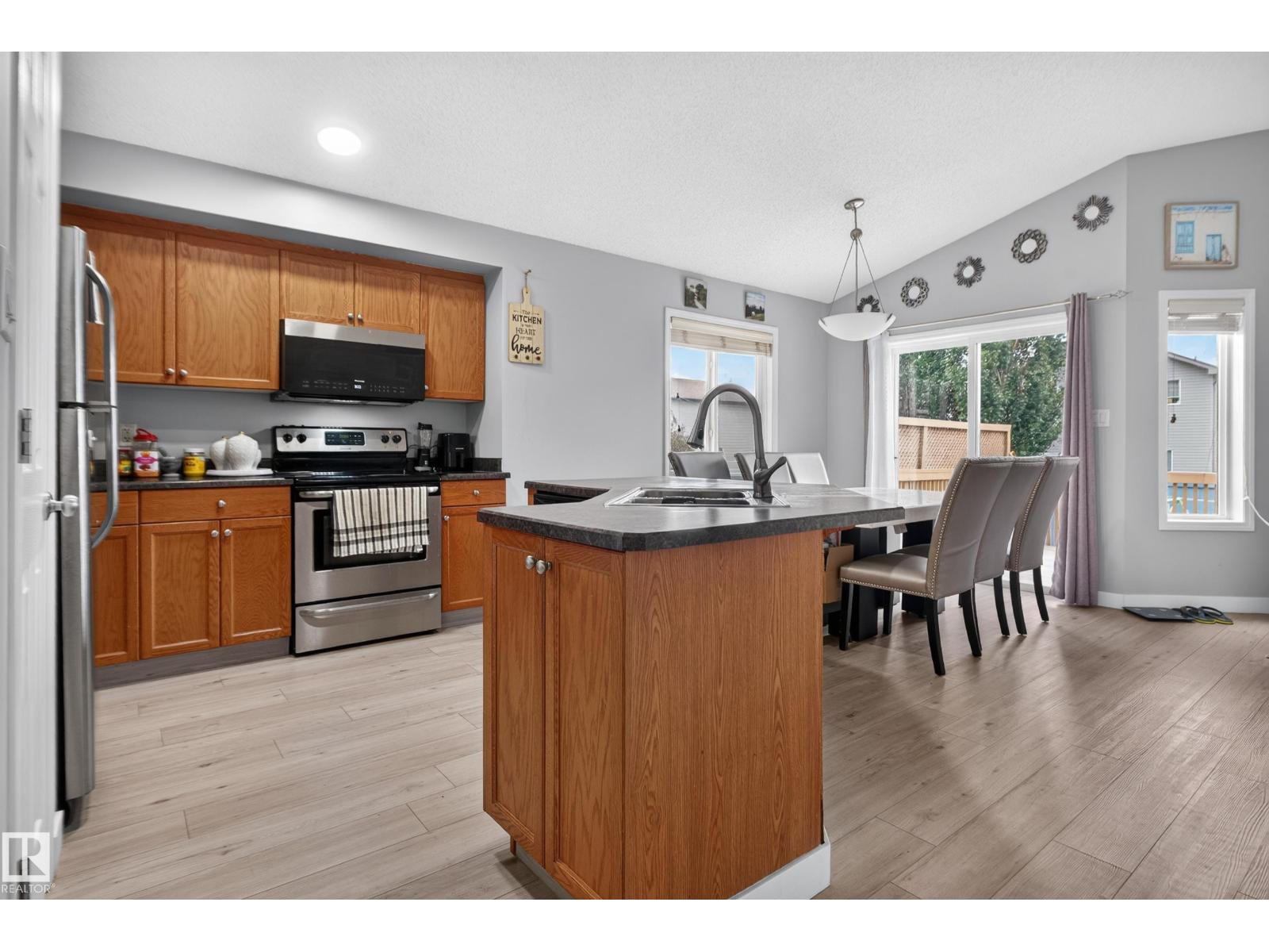 3746 12 Street Nw Nw, Edmonton, Alberta  T6T 0E6 - Photo 5 - E4508967