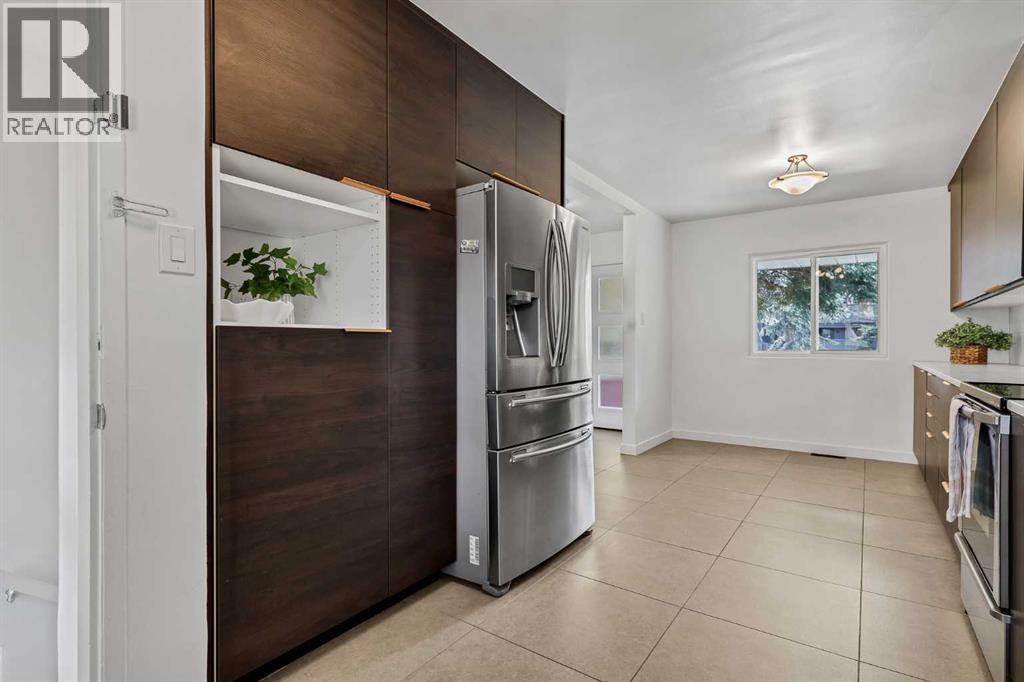528 40 Avenue Nw, Calgary, Alberta  T2K 0E6 - Photo 10 - A2341932