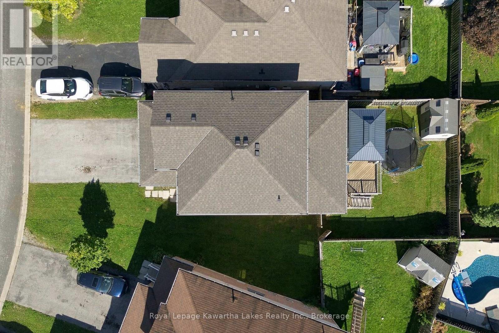 12 Lucas Crescent, Kawartha Lakes, Ontario  K9V 0C5 - Photo 4 - X13793082