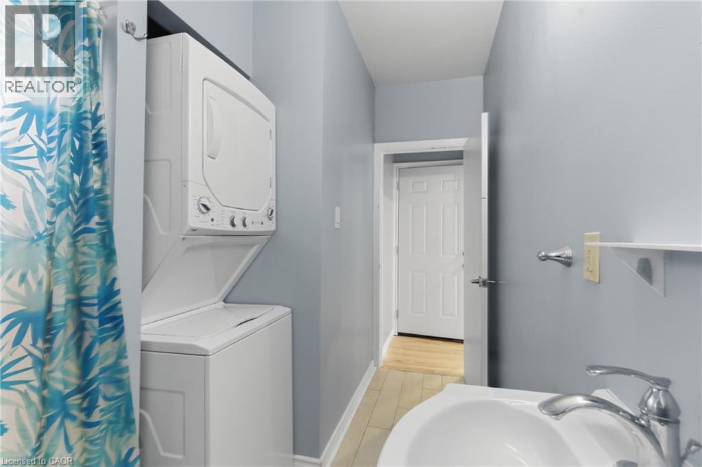 880 Lawrence Road, Hamilton, Ontario  L8K 2A3 - Photo 22 - 40842964