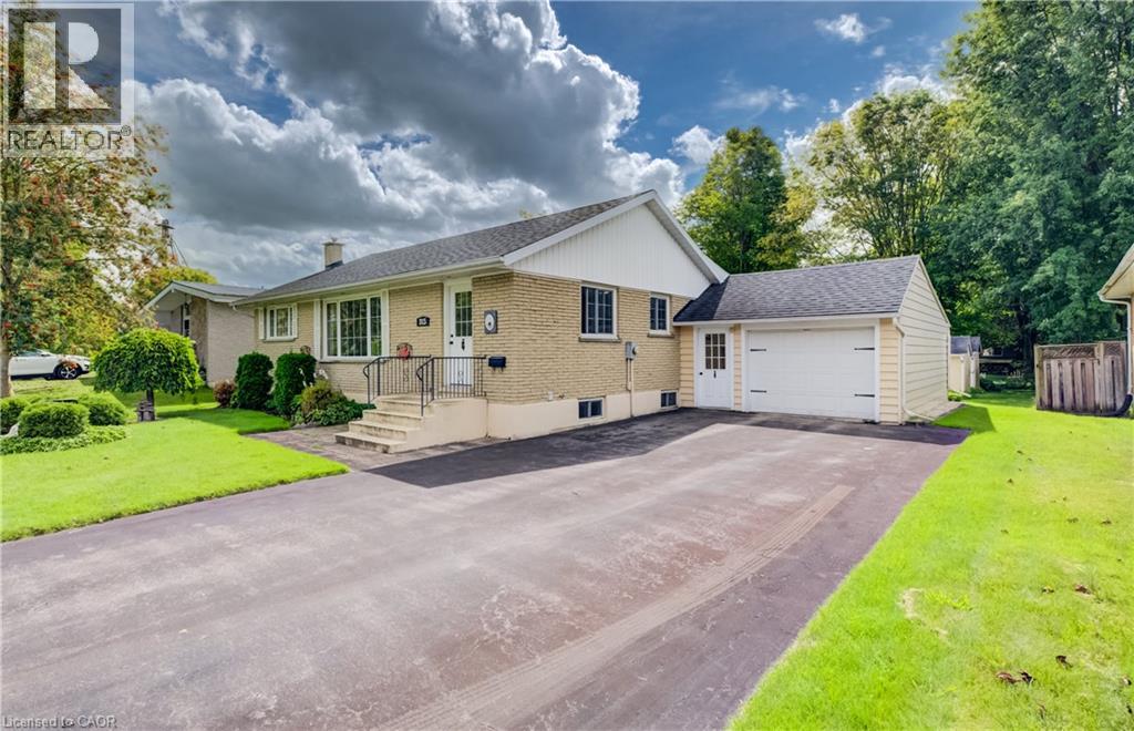 315 Perth Street, Mount Forest, Ontario  N0G 2L1 - Photo 2 - 40854167