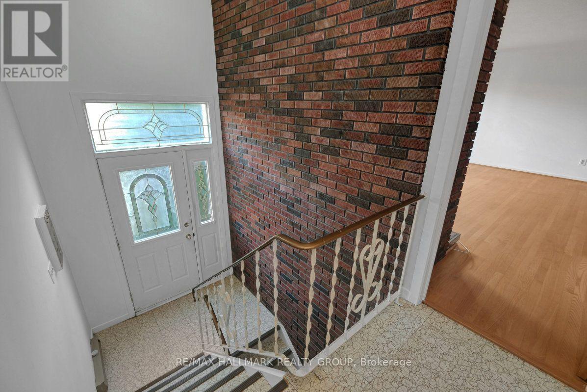 175 Carillon Street, Ottawa, Ontario  K1L 5X9 - Photo 4 - X13793090